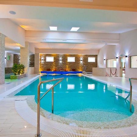 Hotel Orizont Călimăneşti Εξωτερικό φωτογραφία