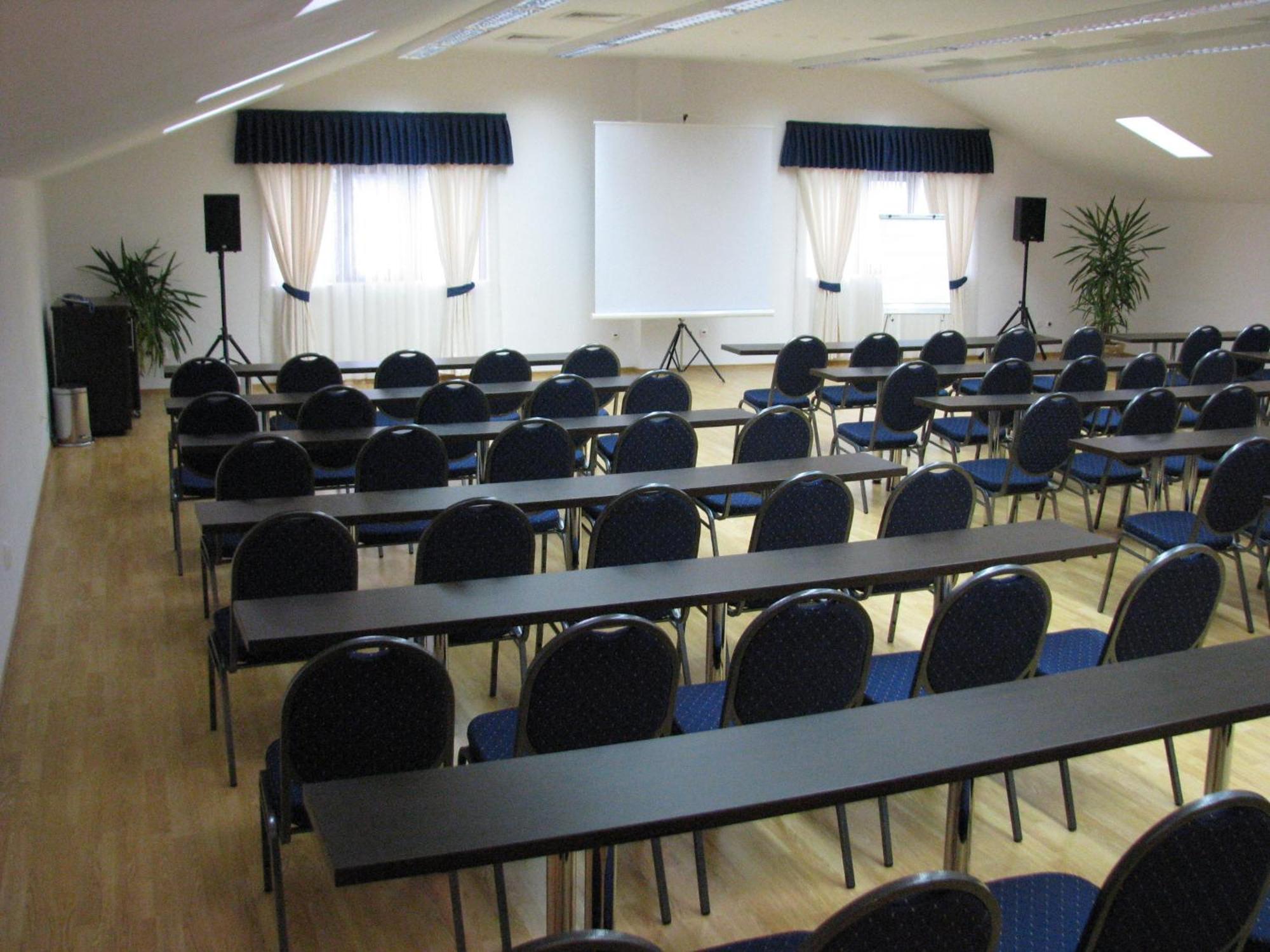 Hotel Orizont Călimăneşti Εξωτερικό φωτογραφία