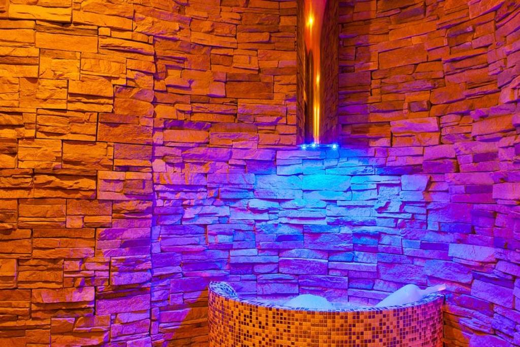 Hotel Orizont Călimăneşti Εξωτερικό φωτογραφία