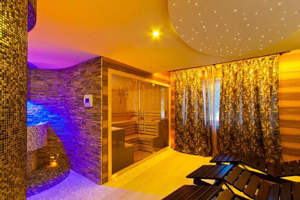 Hotel Orizont Călimăneşti Εξωτερικό φωτογραφία