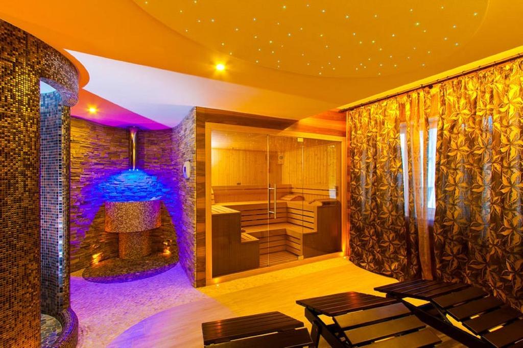 Hotel Orizont Călimăneşti Εξωτερικό φωτογραφία