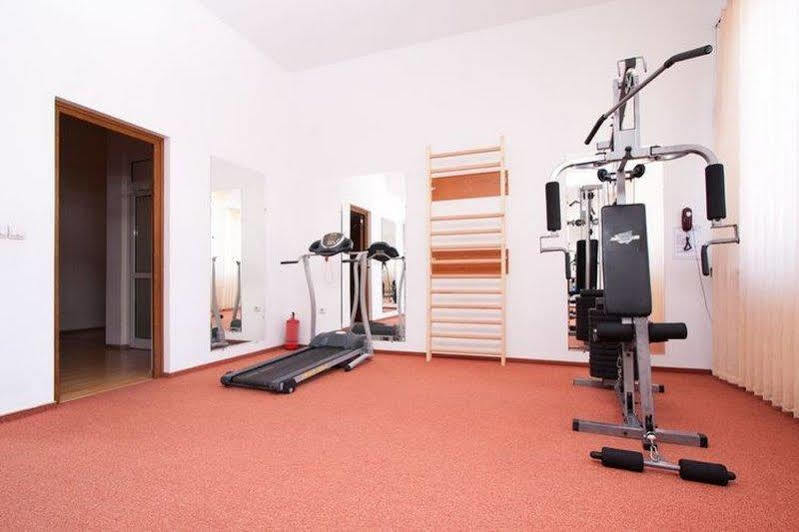 Hotel Orizont Călimăneşti Εξωτερικό φωτογραφία